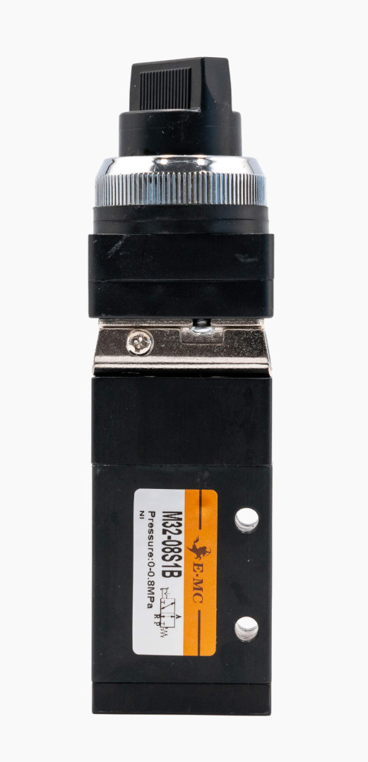 Распределитель с тумблером M32-08S1B