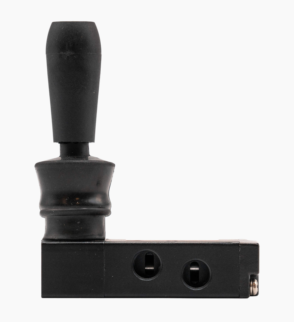 Распределитель с рукояткой H521-06